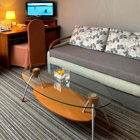 Economy Room In Hotel Eney Lviv Extérieur photo